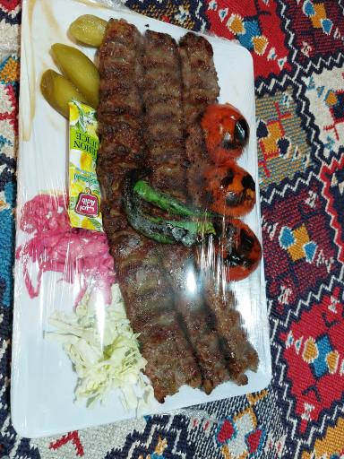 عکس رستوران باغ گلستان