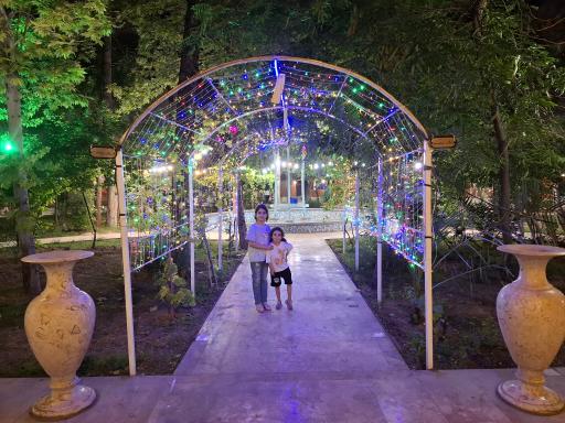 عکس رستوران باغ گلستان