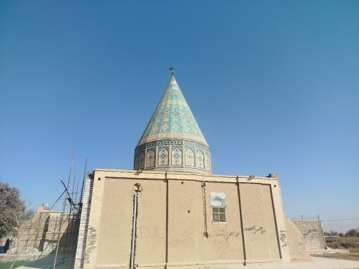 عکس مرقد ابولولو کاشی (باباشجاع الدین)  پیروز نهاوندی