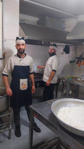 عکس رستوران جوجه زعفرانی گلوگاه 