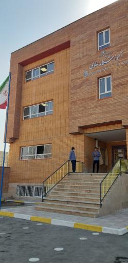 عکس دبیرستان پسرانه استعدادهای درخشان علامه حلی