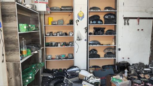 عکس تعمیرگاه تخصصی برق و انژکتور خودروهای چینی و کره‌ای