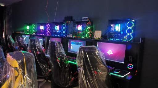 عکس گیم نت ققنوس