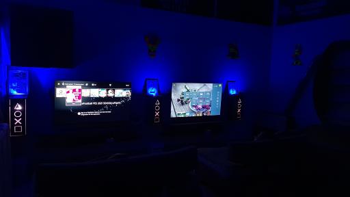 عکس مرکز بازی های آسمان