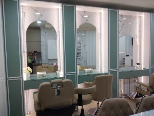 عکس سالن زیبایی اله رنگین کمان 