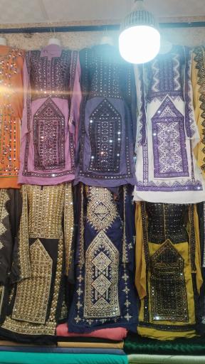 عکس پارچه سرای شیک پوشان