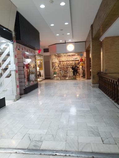 عکس مرکز خرید گلستان