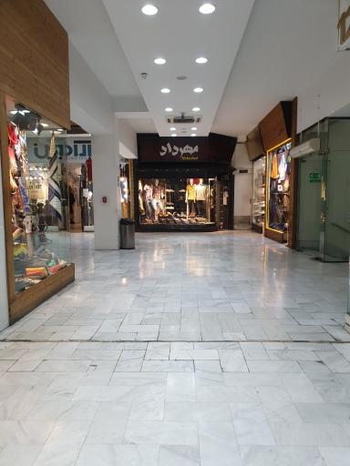 عکس مرکز خرید گلستان