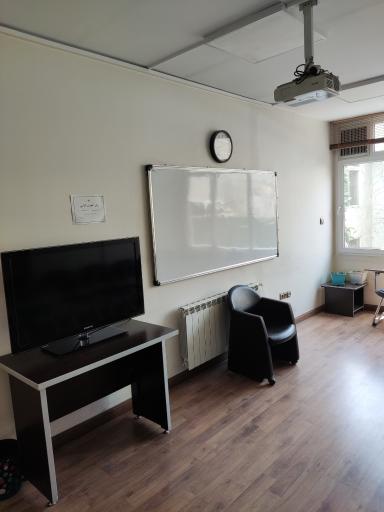 عکس کالج زبان اسپانیایی سروانتس 