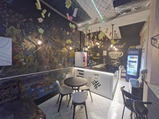 عکس تضاد کافی