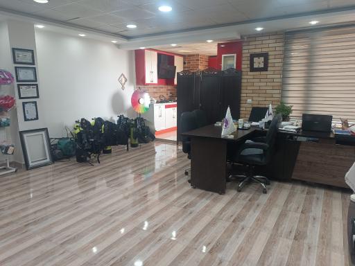 عکس مدرسه غواصی جزیره سفید آرامش
