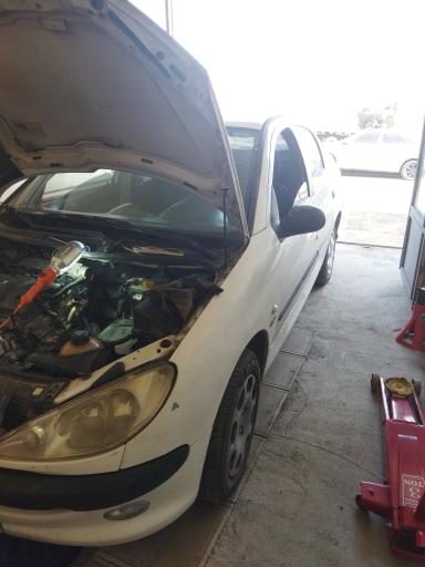 عکس اتومکانیکی پاسارگاد