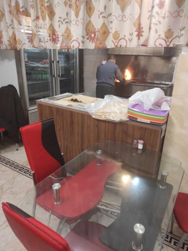 عکس کبابی صادقی