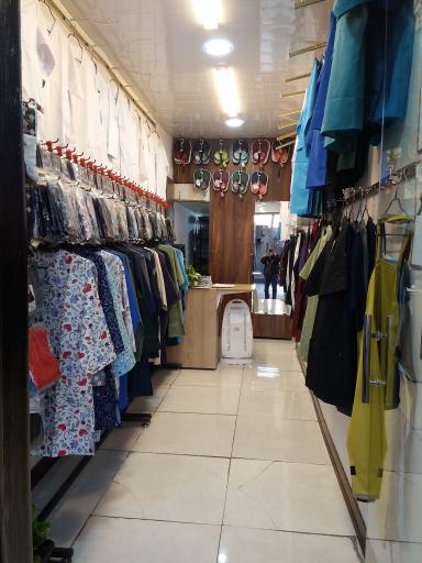 عکس فروشگاه روپوش و البسه پزشکی زی کارا