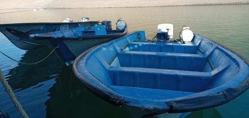 عکس اسکله قایقرانی دریاچه سد زاینده رود