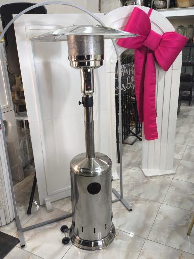 عکس کرایه میز و صندلی الماس