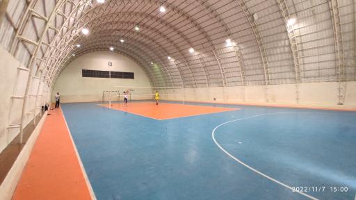 عکس سالن ورزشی شهید ابراهیمی