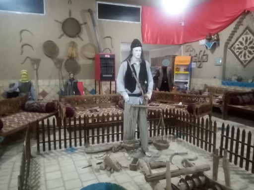 عکس اقامتگاه خورشید کویر سجزی