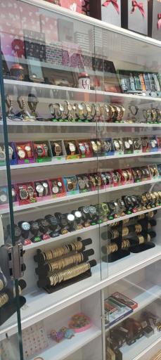 عکس گالری ساعت و بدلیجات ارغوان