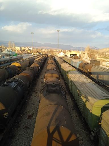 عکس ایستگاه راه آهن فیروزکوه