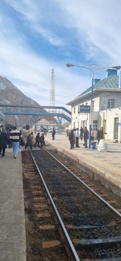 عکس ایستگاه راه آهن فیروزکوه
