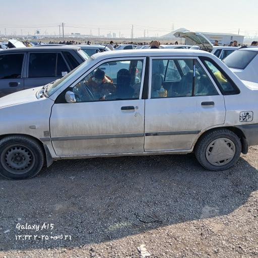 عکس بازار مجیدیه (جمعه بازار خودرو)