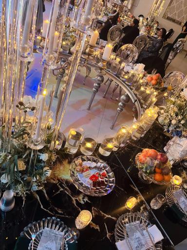 عکس تالار پذیرایی پیوگان