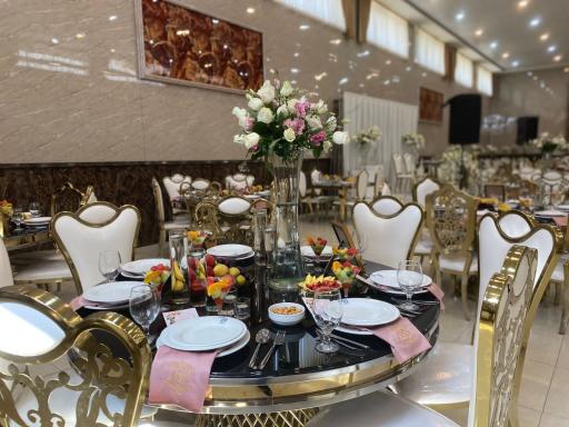 عکس باغ تالار رنوس