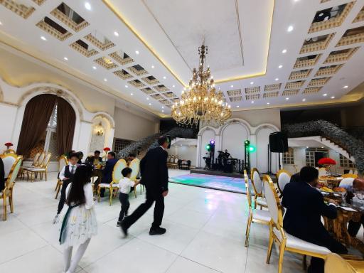 تالار پذیرایی پیوگان