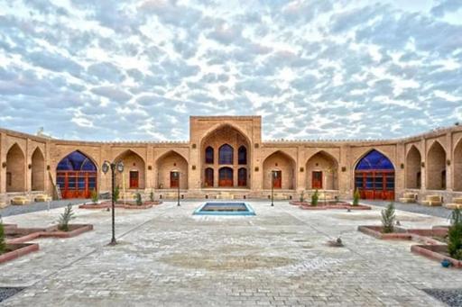 عکس رستوران و هتل کاروانسرای عباسی