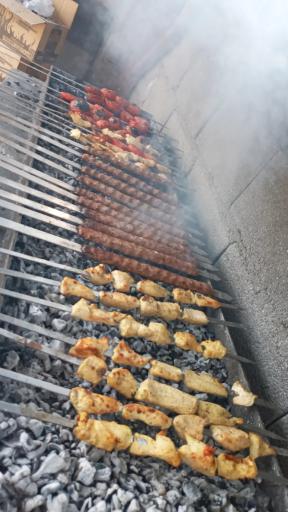 عکس سفره خانه حاج عبدالله