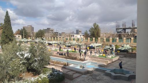 عکس باغ موزه دفاع مقدس کرمان