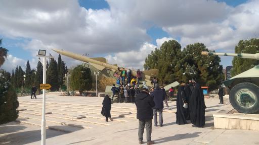 عکس باغ موزه دفاع مقدس کرمان