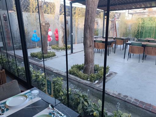 عکس کافه رستوران چاشنی پلاس