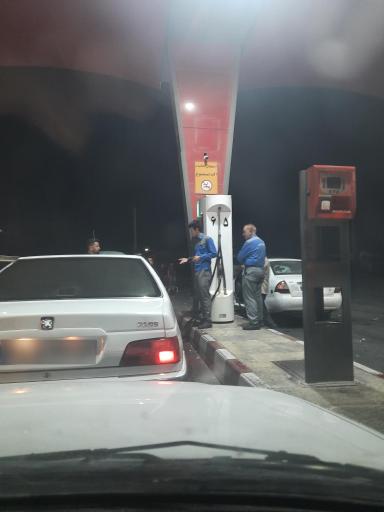 عکس پمپ بنزین ماهان تندیس