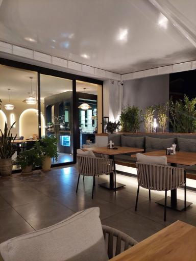 عکس کافه رستوران رایو