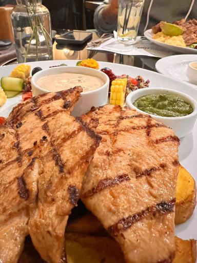 عکس رستوران فیانی