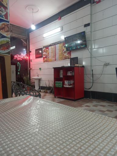 عکس غذا خوری برکت جوادی