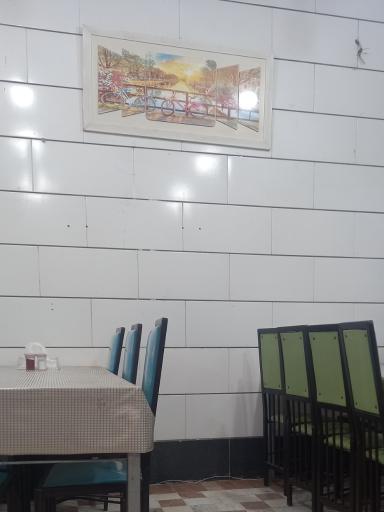 عکس غذا خوری برکت جوادی