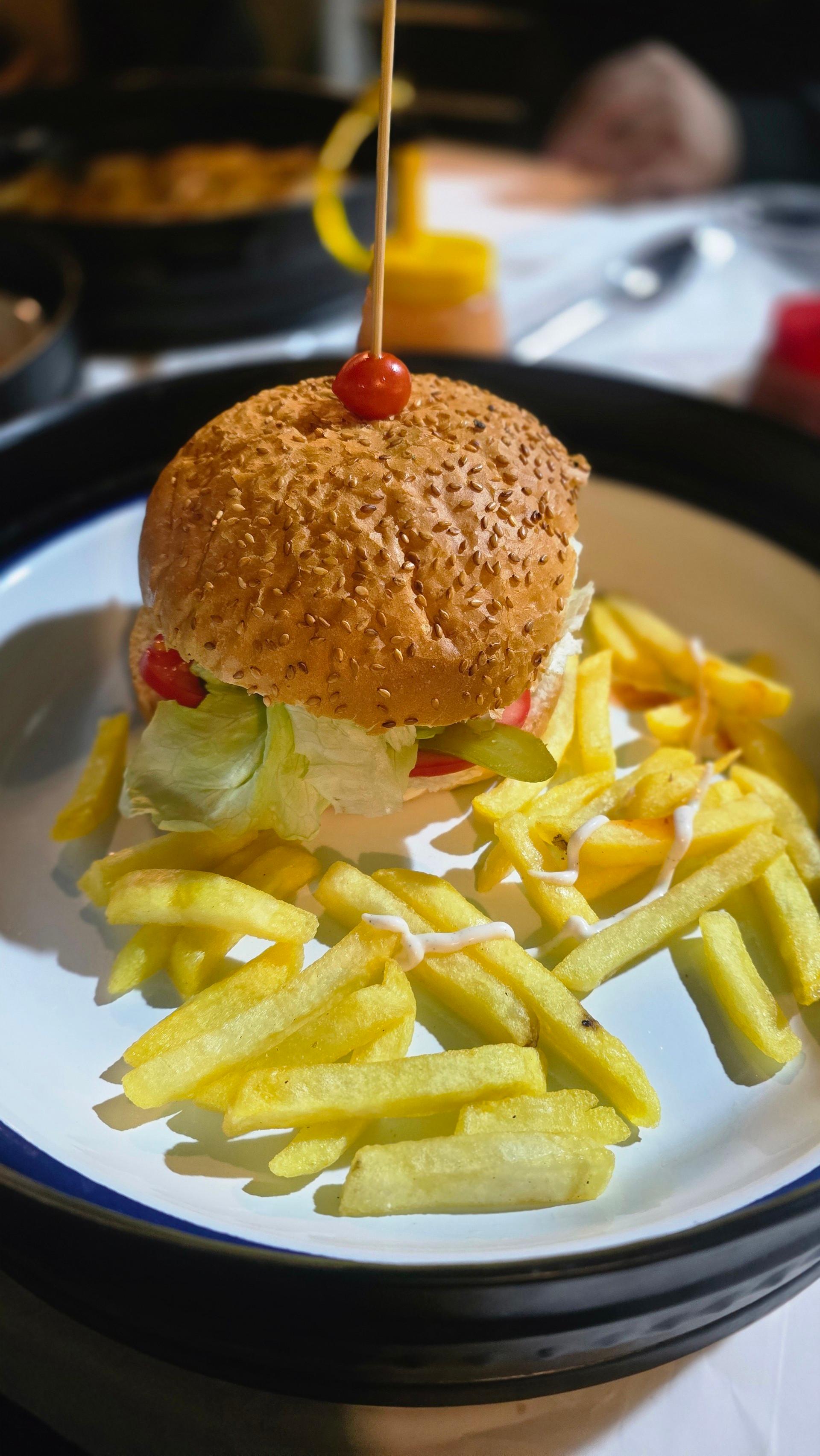 عکس کافه رستوران سره