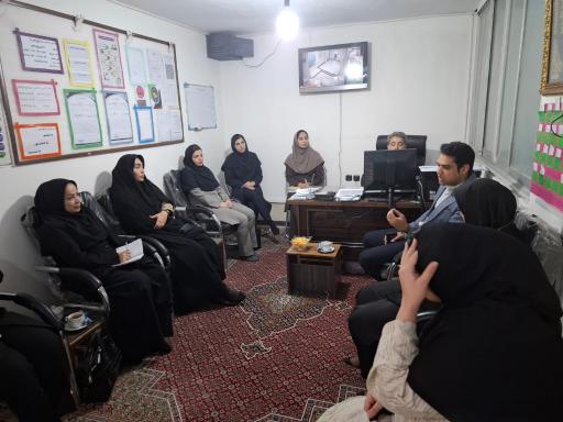 عکس دبستان پسرانه غیر دولتی ذهن خلاق
