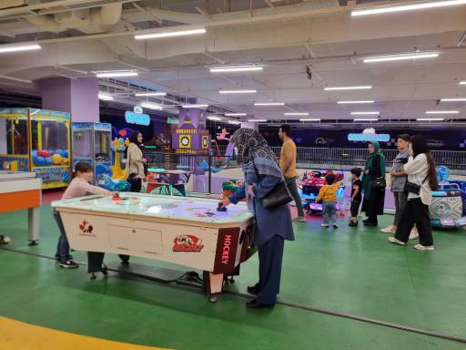 عکس شهربازی طلایی یزد