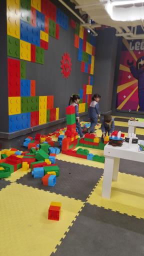 عکس شهربازی طلایی یزد