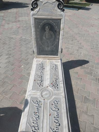 عکس آرامگاه استاد حسن زیرک