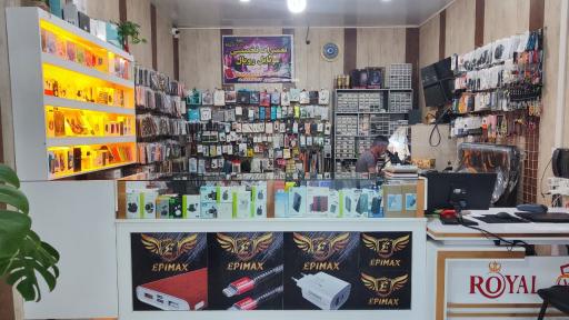 عکس موبایل رویال 