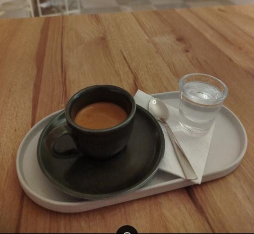 عکس کافه رستوران سفید