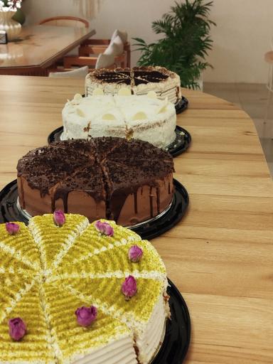 عکس کافه رستوران سفید