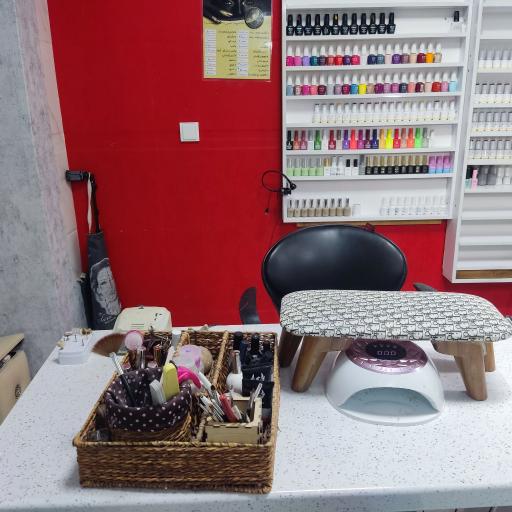 عکس خدمات تخصصی ناخن دریا 