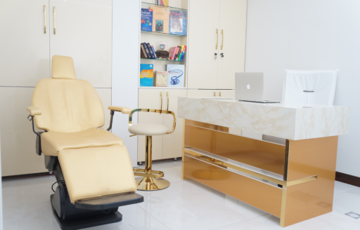 عکس کلینیک زیبایی دکتر احسان امامی