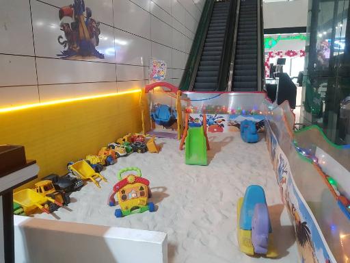 عکس شهربازی بوسکوماتو شعبه صبا مال